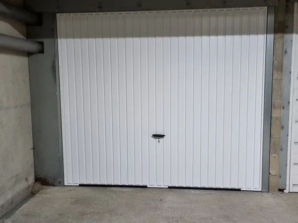 Box à vendre à Torcy