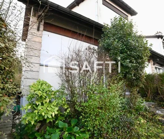 Maison T6 proche de tout - Cadre verdoyant