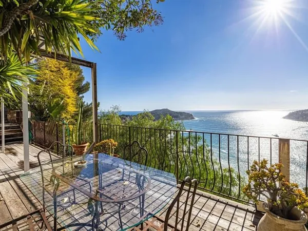 Villefranche-sur-Mer - Appartement avec Panorama plein sud et terrasses d'exception