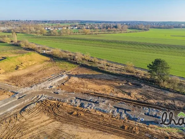 Terrain 635 m²