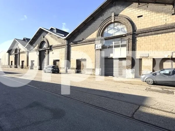 Local d'activité 3486 m²