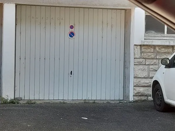 Stationnement Vente Brive-la-Gaillarde   70€