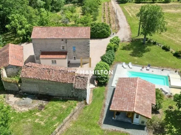AUTHENTIQUE CORPS DE FERME EN PIERRE - PROCHE DE CORDES