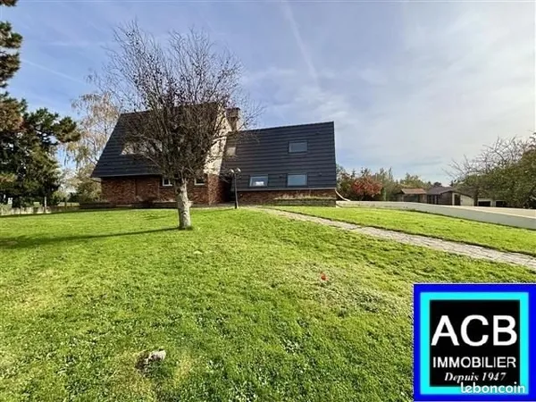 Maison 7 pièces 190 m²