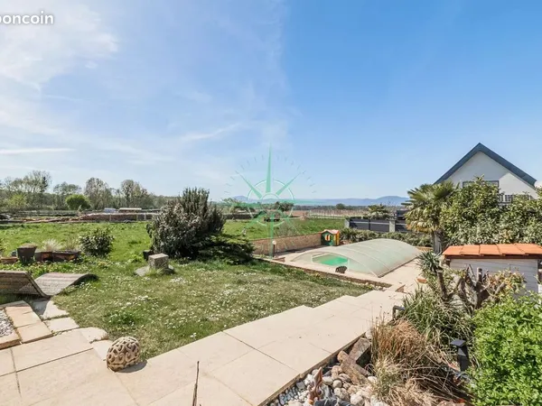 Propriété 7 pièces 200 m²