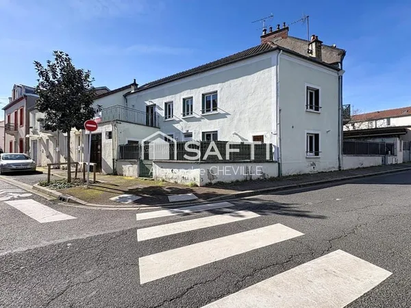 Vichy Marché Couvert : Maison 80m² + cour & garage