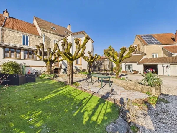 Maison de 12 pièces de 410 m² à Velars-sur-Ouche