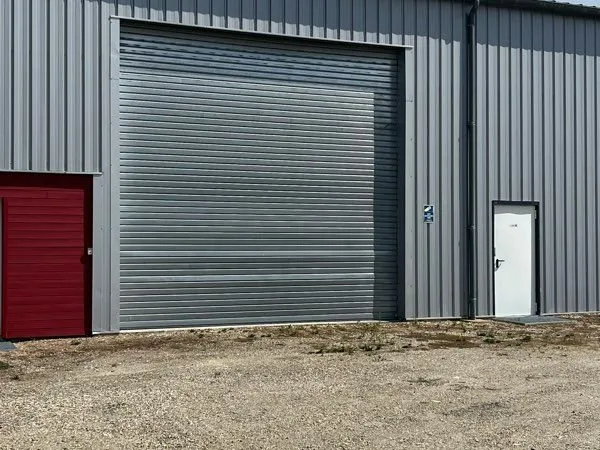 Bâtiment professionnel, dépôt, hangar, entrepôt, atelier, garage, stockage, magasin, bureaux