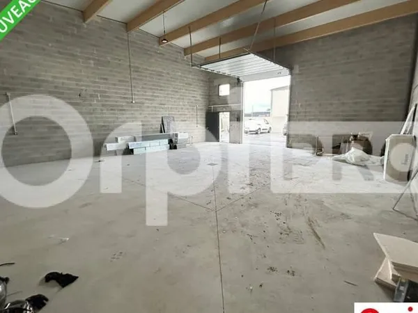 Local d'activité 260 m²