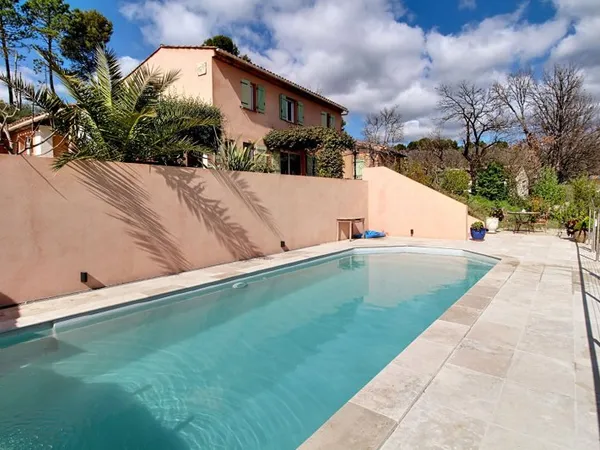 A VENDRE ! VILLECROZE - Maison 147 m² avec piscine et superbe vue dégagée