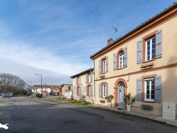 Maison 9 pièces 254 m²