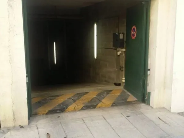 Stationnement Location Nice   130€