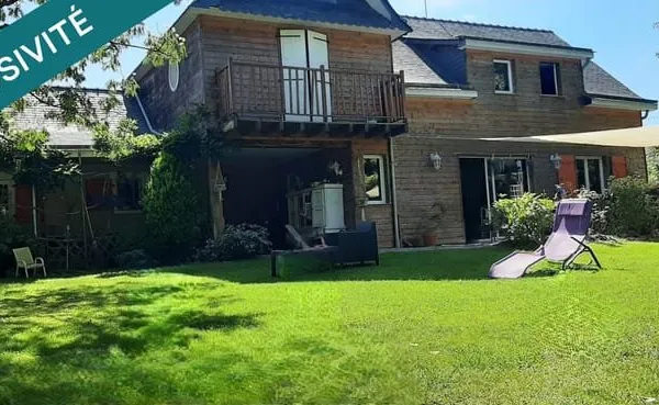 MAISON LONGERE DE 130 M², 4 CHAMBRES SECTEUR LA BAZOUGE DE CHEMERÉ / 53170
