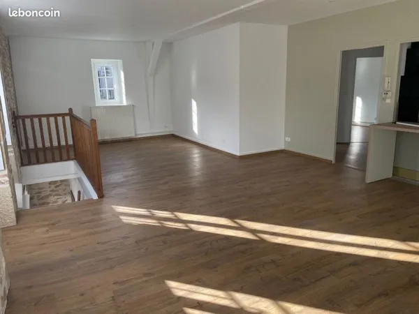 À louer - Bel appartement 3 pièces - 90 m² - Centre-ville Autun