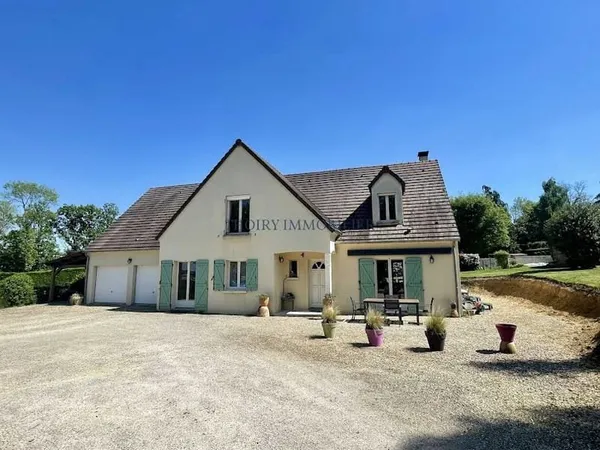 Maison 7 pièces 196 m²