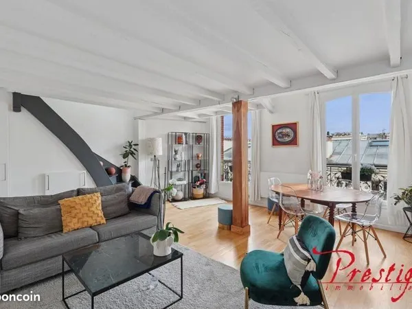 Duplex de caractère au dernier étage