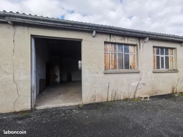 Local industriel 74 m²