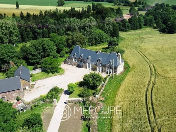 Maison 8 pièces 228 m²