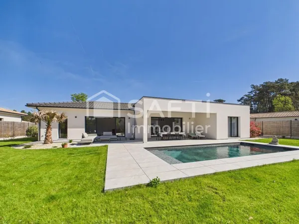 A VENDRE A SAINT AUBIN DE MEDOC, magnifique contemporaine de 5 chambres et 3 SDE