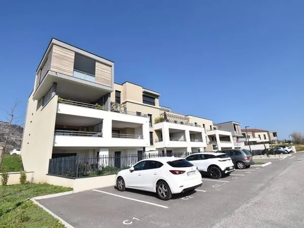 Appartement 3 pièces 91 m²