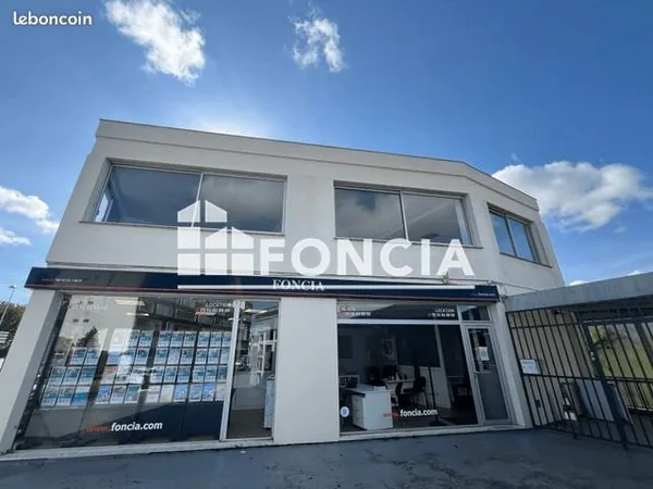 Local commercial 75 m²