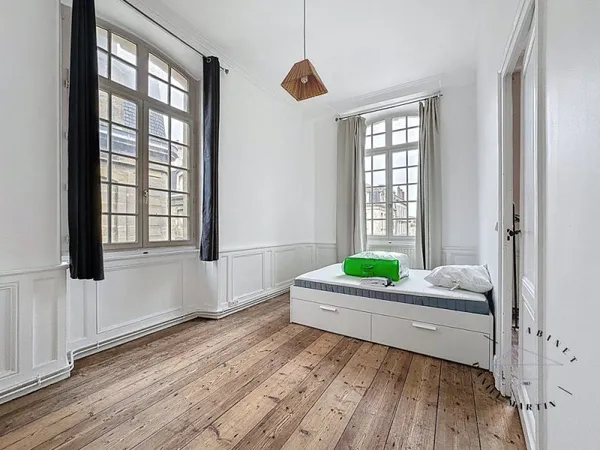 APPARTEMENT T3 BORDEAUX 75 m²
