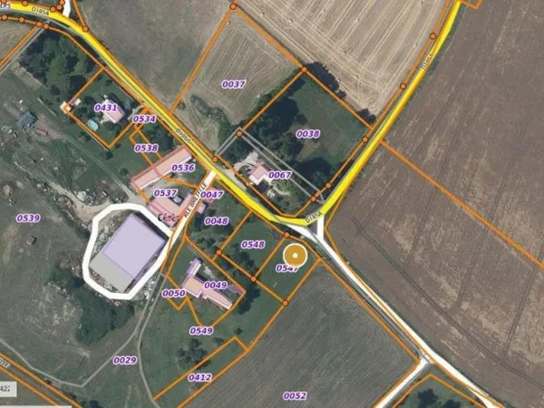Terrain 1085 m²