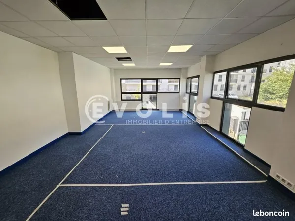 Bureaux 118 m²