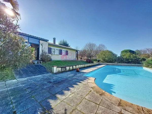 Villa type 6/7 LACROIX FALGARDE 186 m²