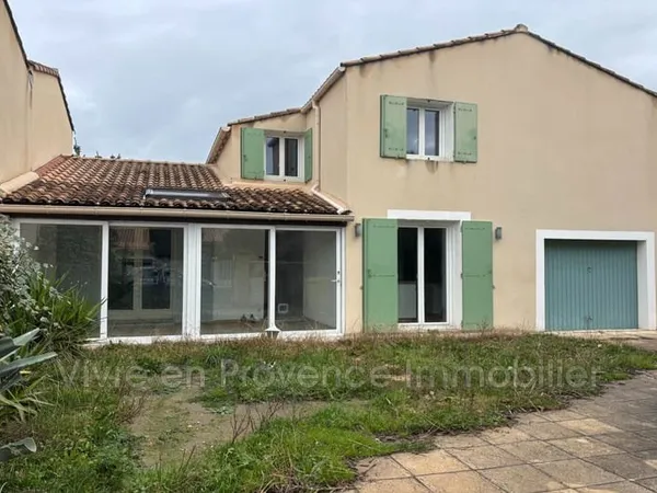 Avignon, Pont des deux eaux, villa à rafraichir de 140m² habi