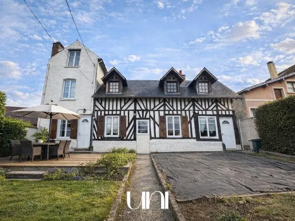 Charmante maison 5 pièces 85m2 - Centre ville LISIEUX