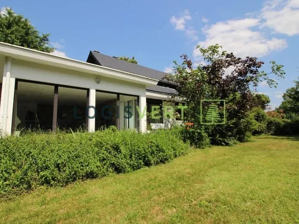 Maison 10 pièces 205 m²