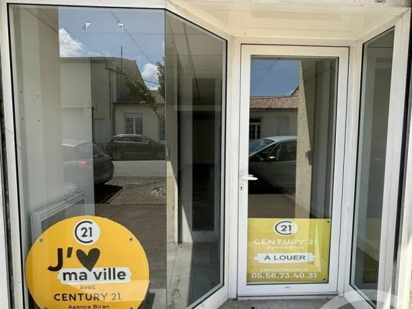 Local 1 pièce 47 m²