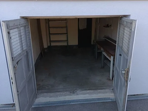 Garage à louer