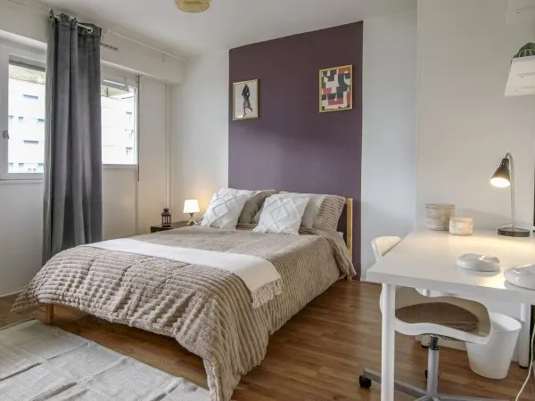 Chambre spacieuse et lumineuse – 15m²