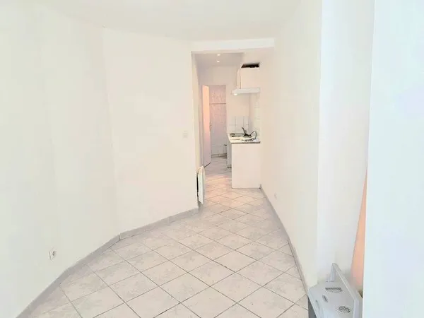 Studio 1 pièce 17 m²