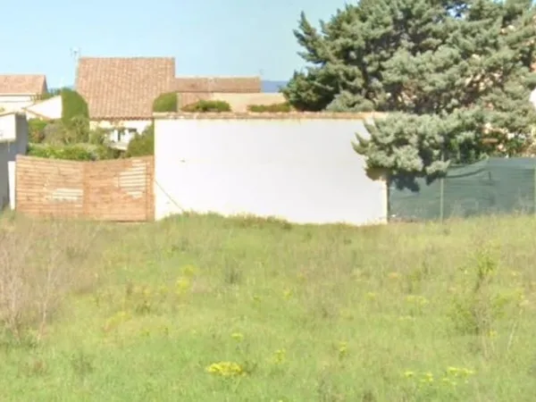 Terrain 549 m²