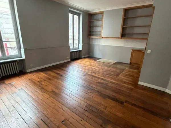 Bureaux 51 m²