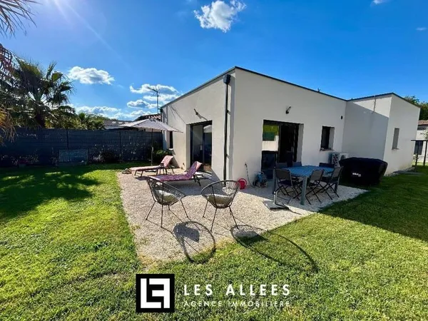 Maison de plain-pied 3 pièces 80 m²