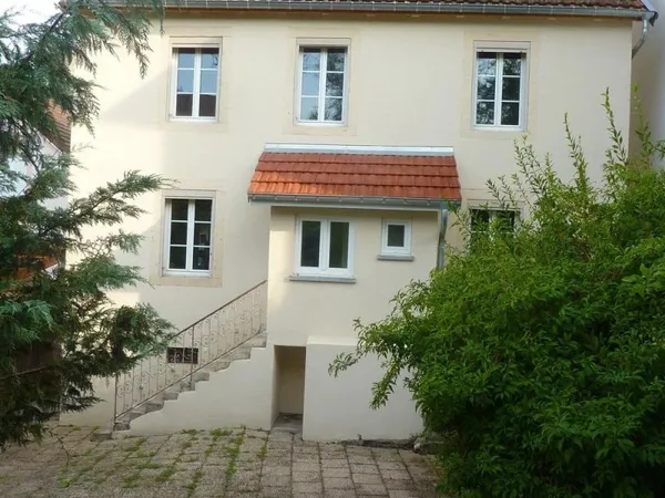 DASLE MAISON F6 SUR 6 ARES