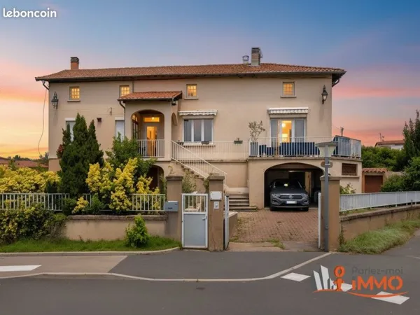 Maison 7 pièces 195 m²