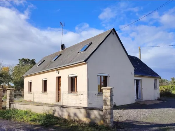 MANCHE MAISON BIEN FINIE 4 CHAMBRES PLAIN PIED.