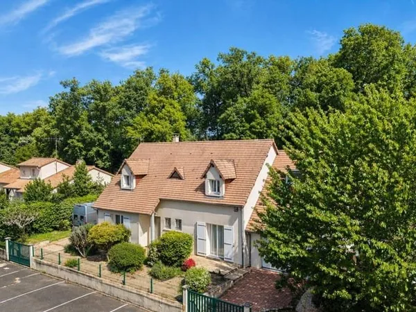Maison 7 pièces 156 m²