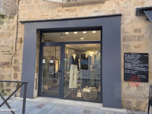 Boutique de prêt-à-porter, prêt-à-porter 70 m² Brive-la-Gaillarde