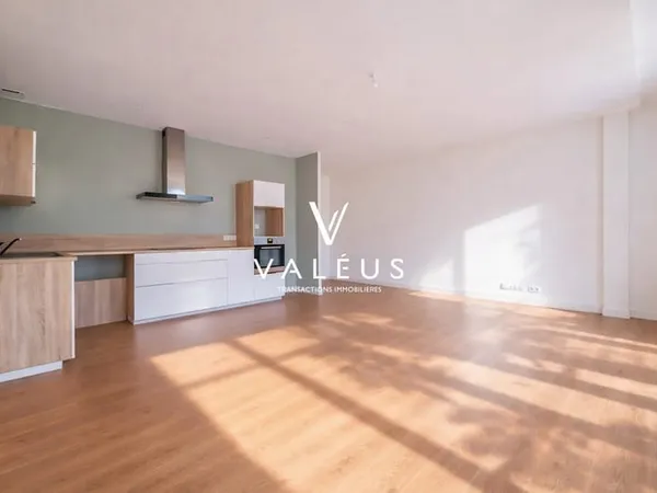 Superbe T4 de 92 m2 Résidence sécurisée Quartier Bollée