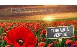 Terrain à bâtir de 2574 m² à ROUVRAY (21)