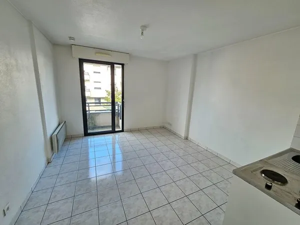 Appartement ONET LE CHÂTEAU - 1 pièce(s) - 19.75 m² - Parking privatif