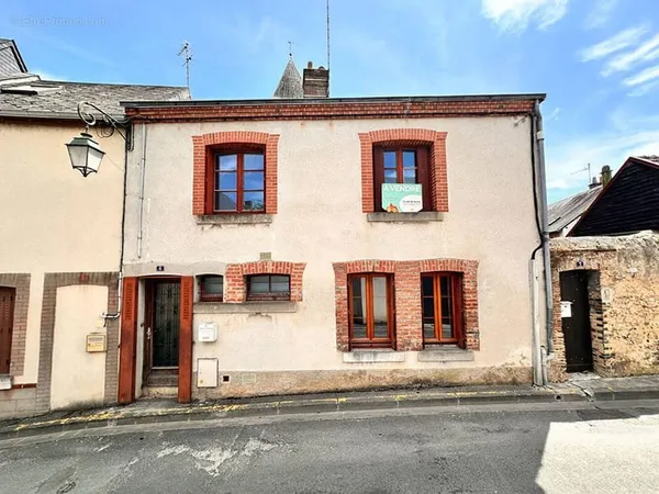 Maison Aubigny Sur Nere 4 pièce(s)