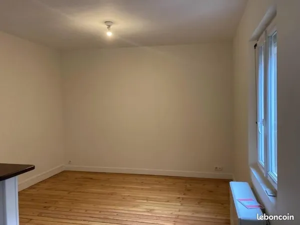 Studio 1 pièce 25 m²