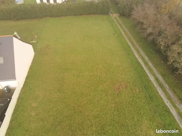 Terrain constructible 365 m² sur Murs Erigné